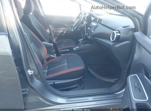 3N1CN8FV3SL894598 2025 NISSAN VERSA Золотой Вид салона спереди