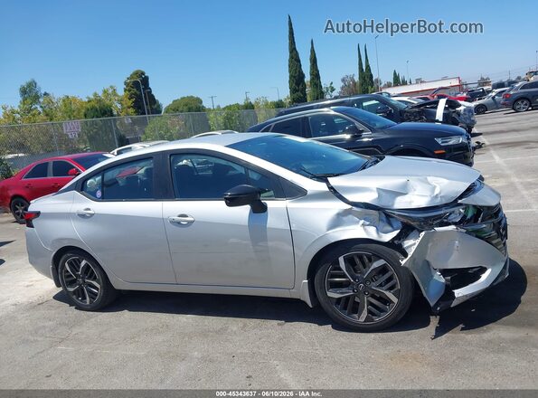 3N1CN8FV9PL861015 2023 NISSAN VERSA Серебряный Вид задней части салона