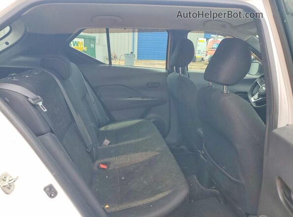 3N1CP5BV0LL527934 2020 NISSAN KICKS White Widok wnętrza z tyłu