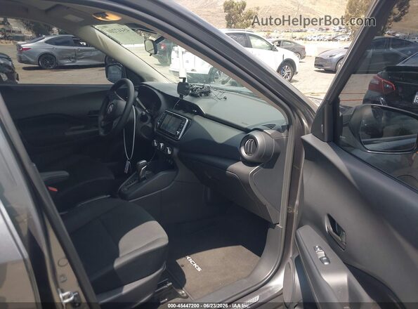 3N1CP5BV0RL537470 2024 NISSAN KICKS Gray Front interior view