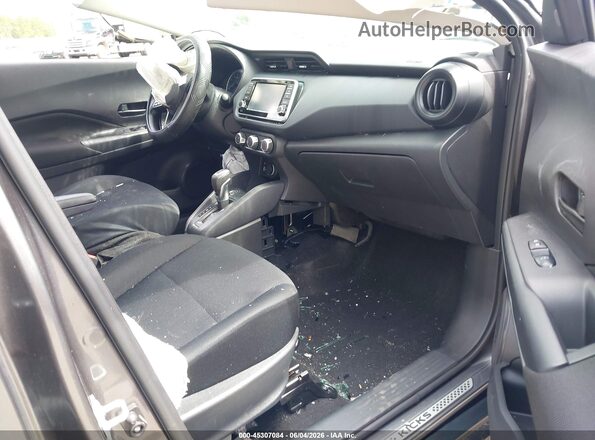 3N1CP5BV1RL471544 2024 NISSAN KICKS Gray Front interior view