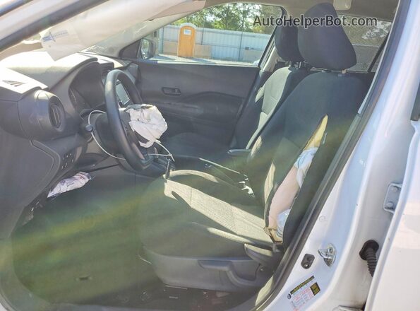 3N1CP5BV1RL582675 2024 NISSAN KICKS White Widok wnętrza z przodu