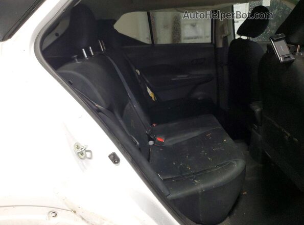 3N1CP5BV1RL582675 2024 NISSAN KICKS White Widok tylnych siedzeń