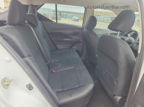 3N1CP5BV1SL499026 2025 NISSAN KICKS White Rear interior view