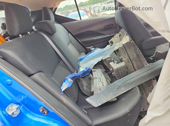 3N1CP5BV2RL536255 2024 NISSAN KICKS Blue Հետևի նստատեղերի տեսք
