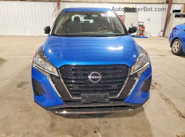 3N1CP5BV2RL536403 2024 NISSAN KICKS Синий Вид спереди