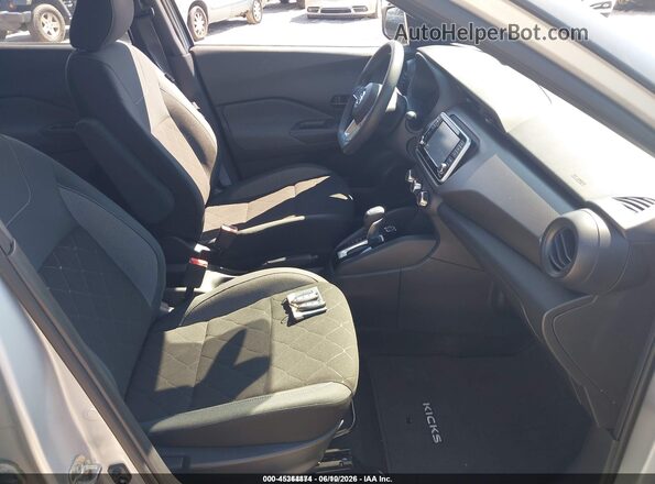 3N1CP5BV3LL532643 2020 NISSAN KICKS Silver Vista interior delantera