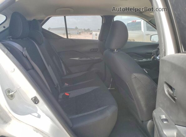 3N1CP5BV4LL578160 2020 NISSAN KICKS White Rear interior view