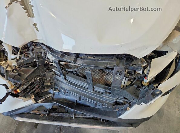 3N1CP5BV4ML475323 2021 NISSAN KICKS Белый Вид задней части салона
