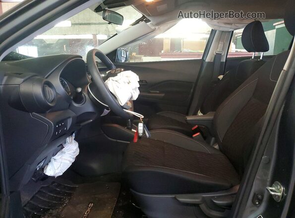3N1CP5BV4ML518140 2021 NISSAN KICKS Gray Вид салону спереду