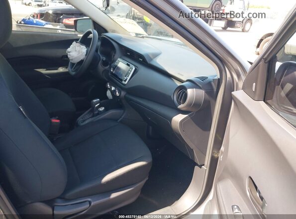 3N1CP5BV4RL549783 2024 NISSAN KICKS Gray Вид салону спереду