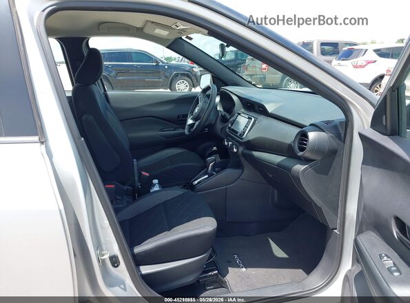 3N1CP5BV5LL543966 2020 NISSAN KICKS Silver 