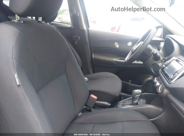 3N1CP5BV5PL573085 2023 NISSAN KICKS Gray Front interior view