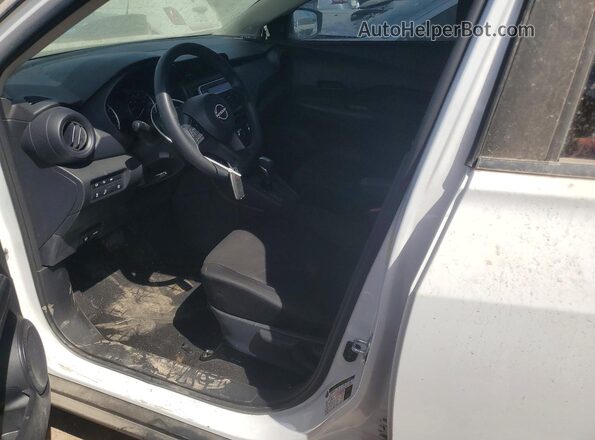 3N1CP5BV5RL573641 2024 NISSAN KICKS White Widok wnętrza z przodu