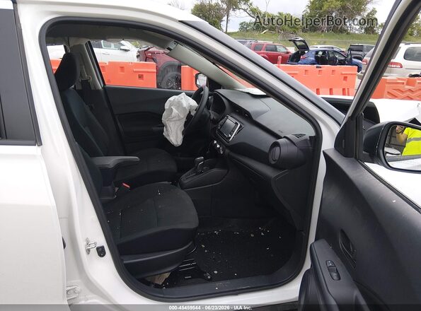 3N1CP5BV7RL519886 2024 NISSAN KICKS White Սալոնի դիմացի տեսք