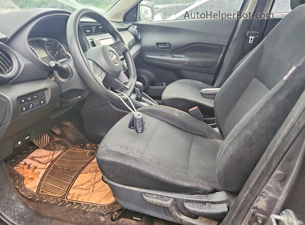 3N1CP5BV7RL529060 2024 NISSAN KICKS Gray Vista interior delantera