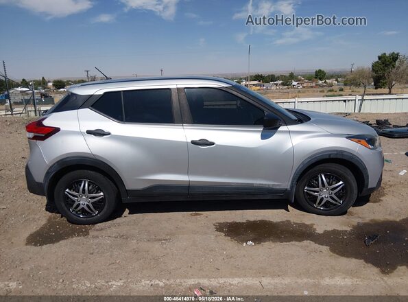 3N1CP5BV8LL513019 2020 NISSAN KICKS Silver Вид задньої частини салону
