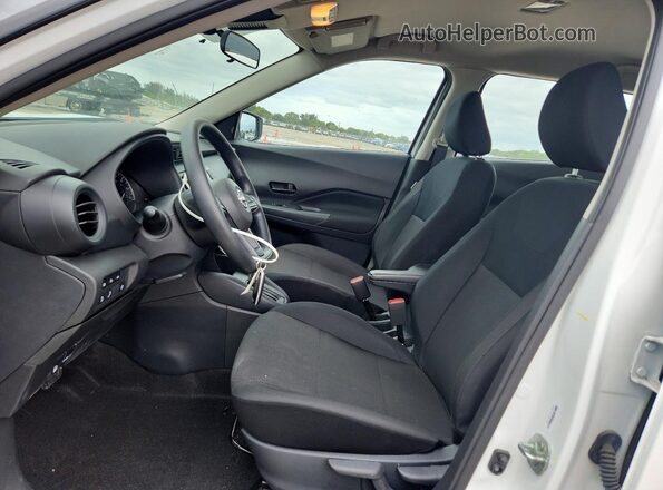 3N1CP5BV8SL477802 2025 NISSAN KICKS White Widok wnętrza z przodu
