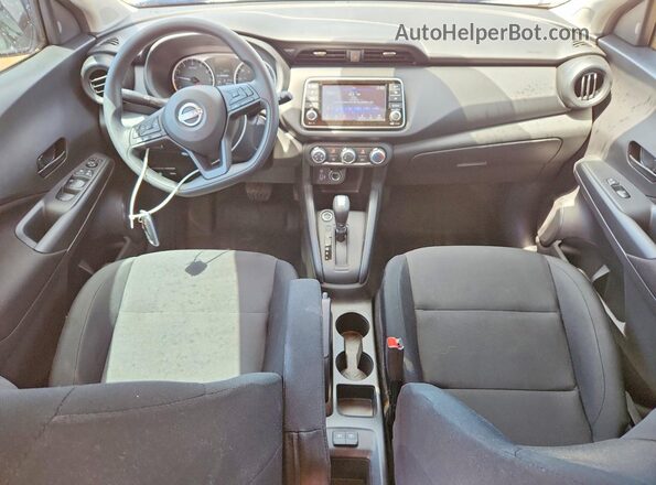 3N1CP5BV8SL492509 2025 NISSAN KICKS Синий Вид панели приборов