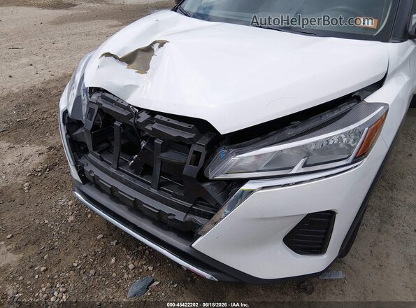 3N1CP5BV9RL543039 2024 NISSAN KICKS White Vista frontal