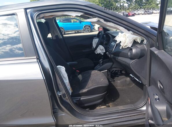 3N1CP5BVXPL473323 2023 NISSAN KICKS Серый Вид салона спереди