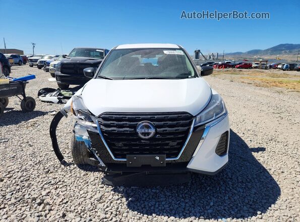 3N1CP5BVXRL559301 2024 NISSAN KICKS White Դիմացի տեսք