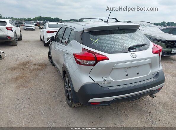 3N1CP5CU0JL508657 2018 NISSAN KICKS Silver Հետևի ձախ