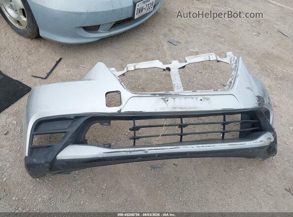 3N1CP5CU0JL508657 2018 NISSAN KICKS Silver Սարքավորումների վահանակի տեսք