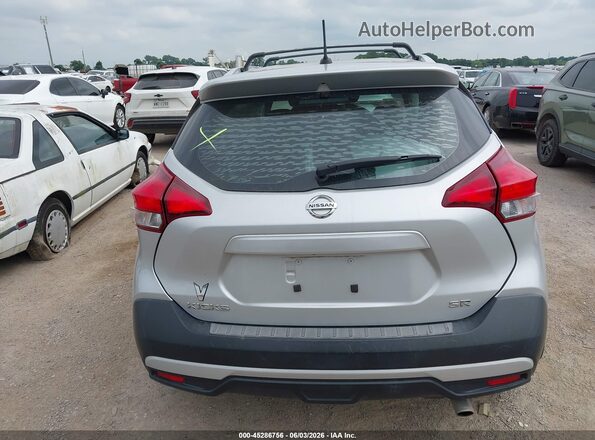 3N1CP5CU0JL508657 2018 NISSAN KICKS Silver 