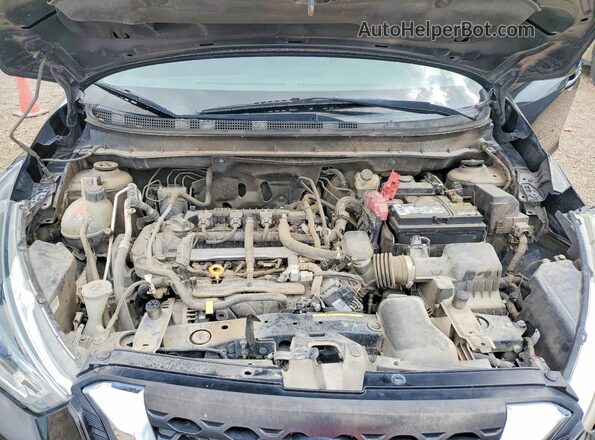 3N1CP5CU0JL511946 2018 NISSAN KICKS Black Widok wnętrza z tyłu