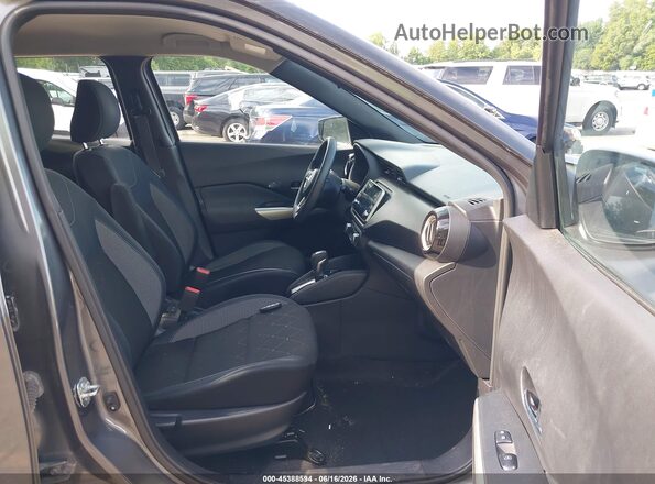 3N1CP5CU1JL533311 2018 NISSAN KICKS Gray Սալոնի դիմացի տեսք