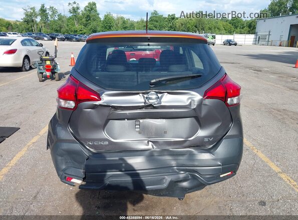 3N1CP5CU1JL533311 2018 NISSAN KICKS Gray 