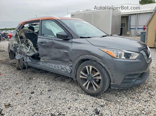 3N1CP5CU1KL566780 2019 NISSAN KICKS Gray Przód prawy