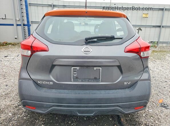 3N1CP5CU1KL566780 2019 NISSAN KICKS Gray Widok z tyłu
