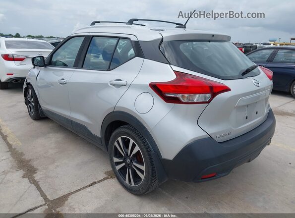 3N1CP5CU2JL497905 2018 NISSAN KICKS Silver Rear left