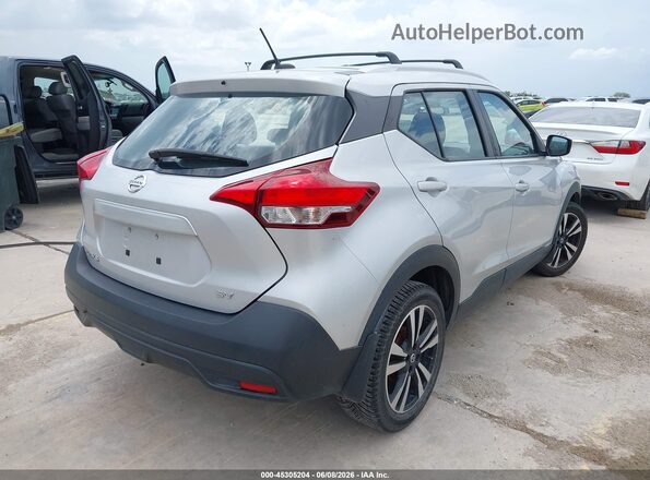 3N1CP5CU2JL497905 2018 NISSAN KICKS Silver Rear right