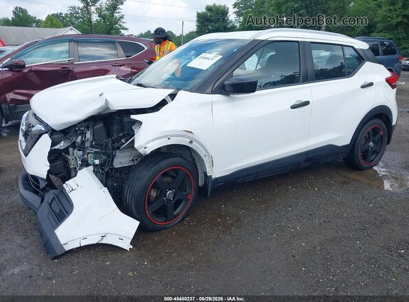 3N1CP5CU2JL502858 2018 NISSAN KICKS White Front left