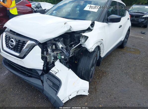 3N1CP5CU2JL502858 2018 NISSAN KICKS White Front view