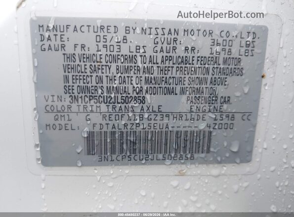 3N1CP5CU2JL502858 2018 NISSAN KICKS White Engine compartment view