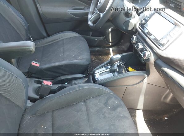 3N1CP5CU2KL471208 2019 NISSAN KICKS Silver Սալոնի դիմացի տեսք