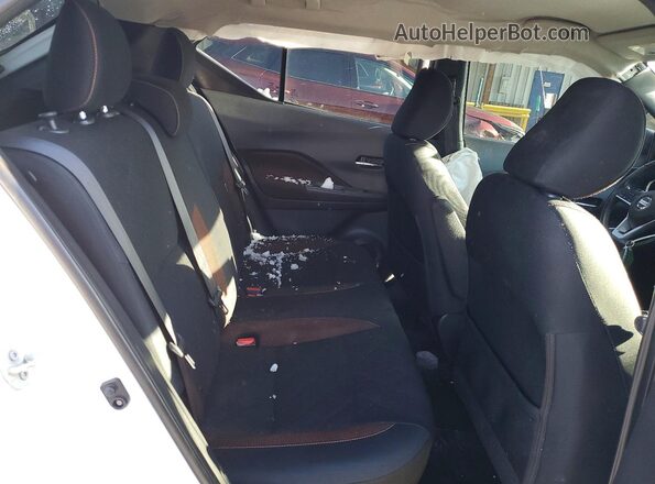 3N1CP5CU2KL520195 2019 NISSAN KICKS White 