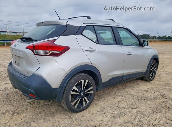 3N1CP5CU2KL522075 2019 NISSAN KICKS Silver 
