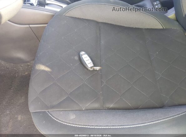 3N1CP5CU2KL565086 2019 NISSAN KICKS Черный Вид панели приборов