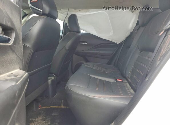 3N1CP5CU2KL568280 2019 NISSAN KICKS Белый Вид задней части салона