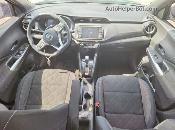 3N1CP5CU3JL523024 2018 NISSAN KICKS Black Vista del salpicadero