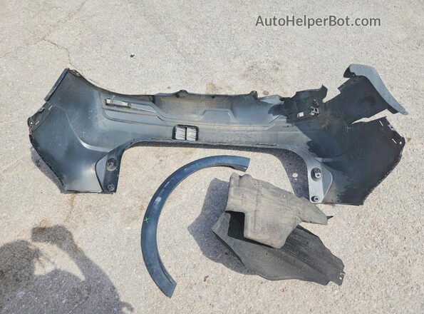 3N1CP5CU3JL523024 2018 NISSAN KICKS Black Vista del compartimento del motor