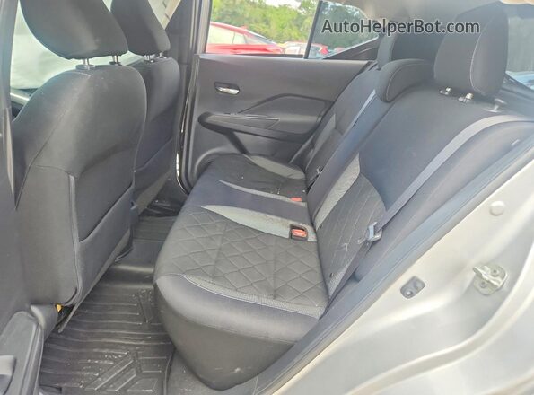 3N1CP5CU3KL491287 2019 NISSAN KICKS Серебряный Вид задней части салона