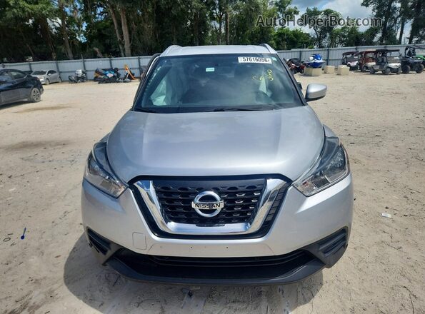3N1CP5CU3KL491287 2019 NISSAN KICKS Серебряный Вид спереди