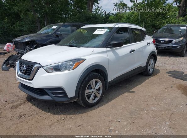 3N1CP5CU3KL520609 2019 NISSAN KICKS Белый Передняя левая четверть
