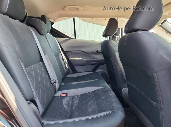 3N1CP5CU3KL531223 2019 NISSAN KICKS Black Widok tylnych siedzeń